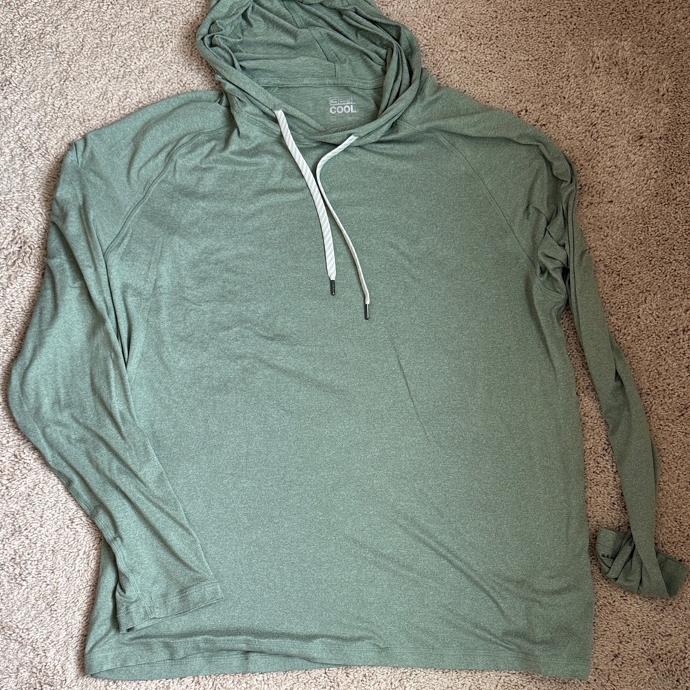 32 Degrees Sage Green Men's Hoodie